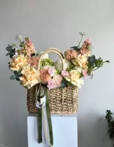 Photo of bouquet "Arrangement French Rose 8 Chrysanthemum 10 Hydrangea 3 in Basket “Silent Reverie” Ayia Napa" — Flower delivery in Ayia Napa, photo 1 of 1