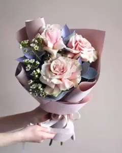 Photo of bouquet "Bouquet Anemone 12 French Rose 3 “Pink Reverie” Ayia Napa" — Flower delivery in Ayia Napa, photo 1 of 1