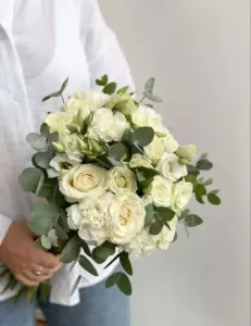 Photo of bouquet "Bouquet 9 White Roses 8 White Eustomas 7 Dianthus “Desert Whisper” Ayia Napa" — Flower delivery in Ayia Napa, photo 1 of 2