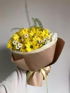 Photo of bouquet "Bouquet Chamomile 15 Chrysanthemum 9 “Sunlit Reverie” Ayia Napa" — Flower delivery in Ayia Napa, photo 1 of 1