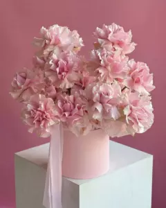 Photo of bouquet "Bouquet 13 Pink French Roses “Blush Reverie” Ayia Napa" — Flower delivery in Ayia Napa, photo 1 of 1