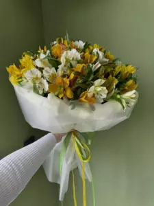 Photo of bouquet "Bouquet 25 Alstroemerias Dusty Rose Peach “Whispering Dawn” Ayia Napa" — Flower delivery in Ayia Napa, photo 1 of 1
