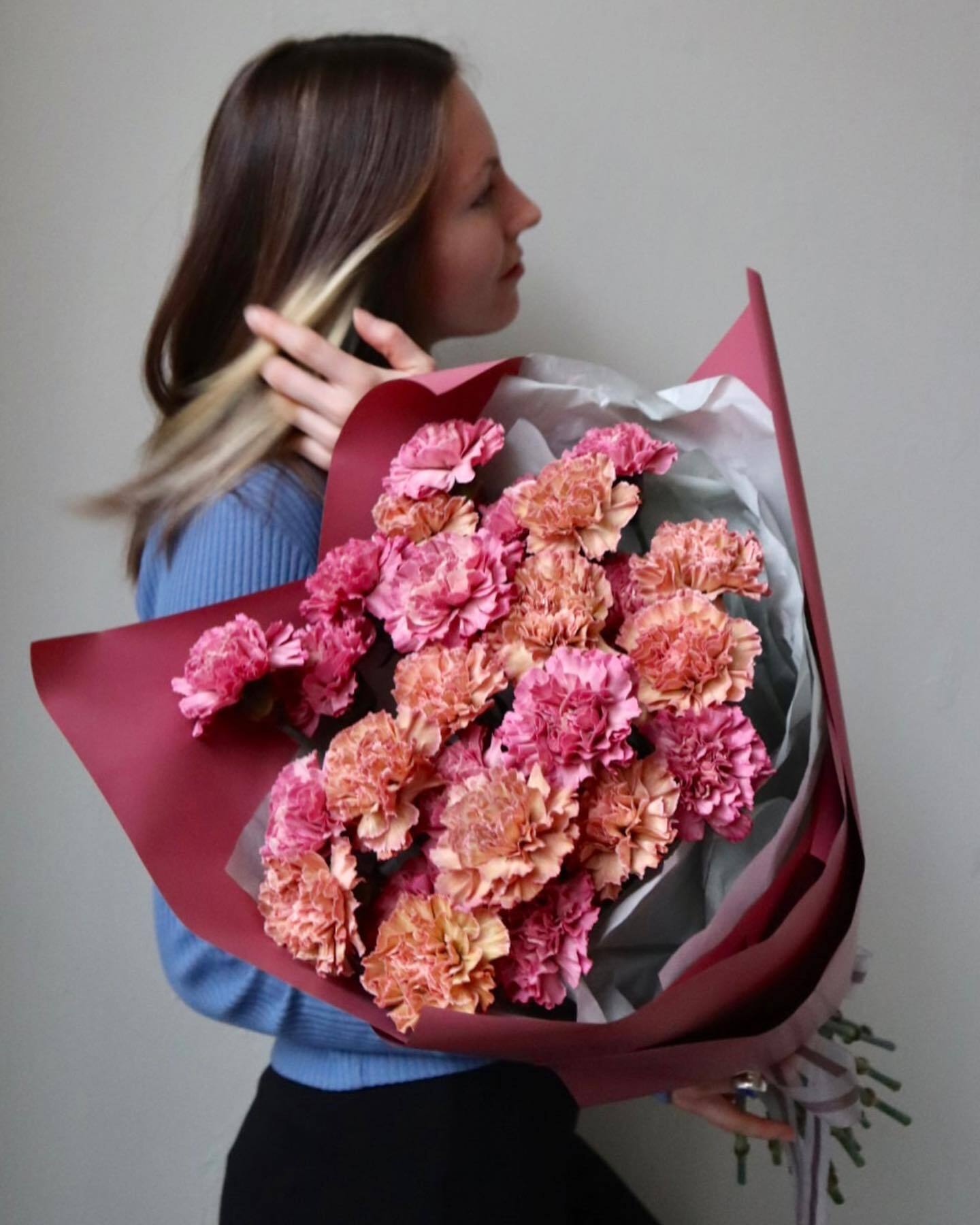 Bouquet 35 Red Roses 20 White Roses “Scarlet Whisper” Ayia Napa