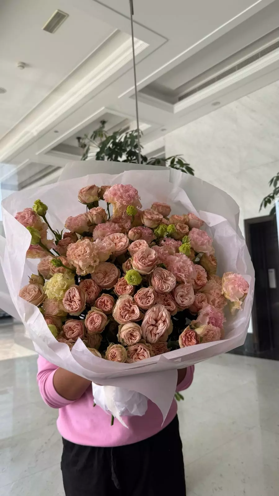 Bouquet photo 2: Flowers for Anniversary — Flowers Place Worldwide