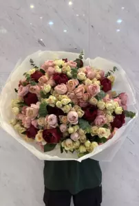 Photo of bouquet "Arrangement Peony 29 Rose Spray 20 “Scarlet Murmurs” Bali" — Bali - Flowers Delivery Flowers Place, photo 1 of 2