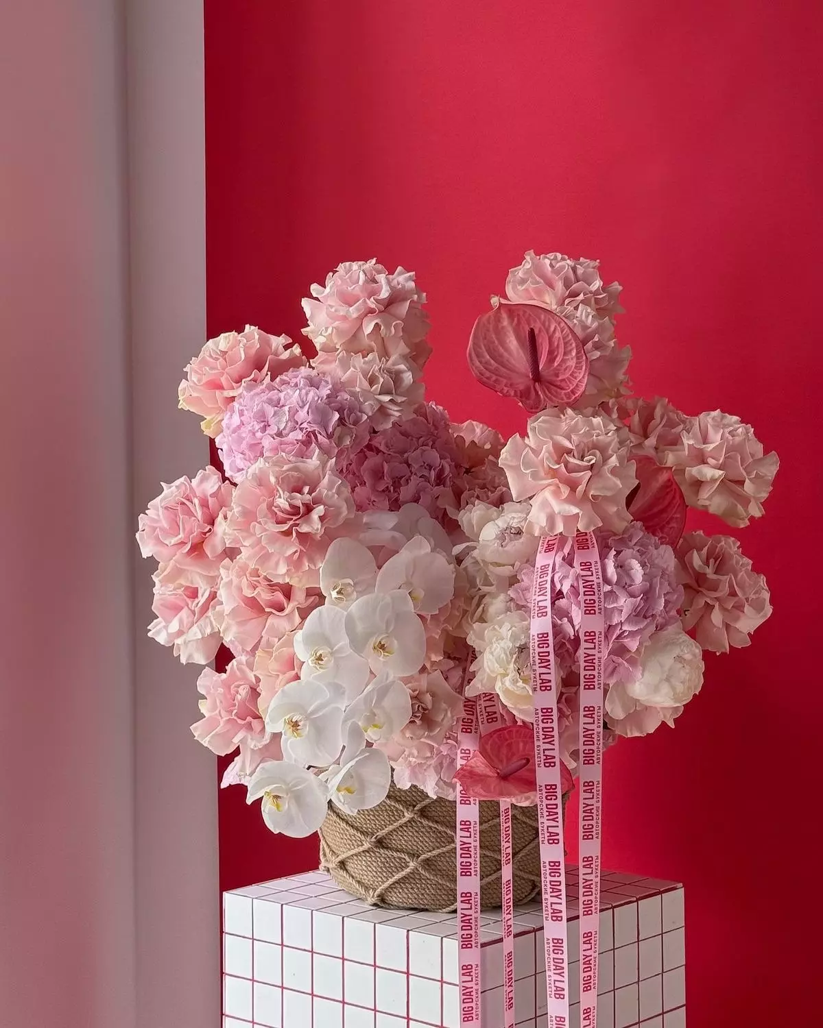 Order bouquet Arrangement French Rose 16 Hydrangea 5 Peony 3 “Blush Reverie” Bali with 32 flowers for 310 $, 430 $, 590 $ — photo 1 of 1