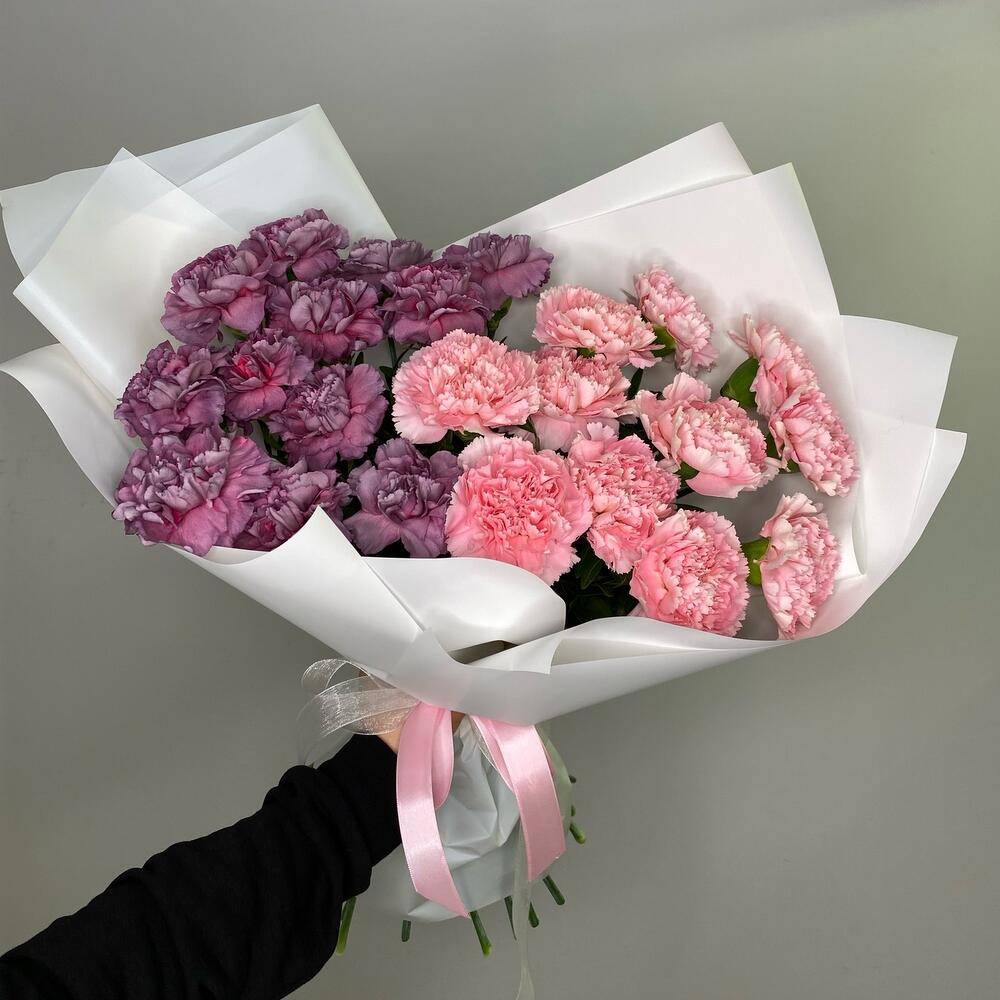 Bouquet Hydrangeas 6 White Pink Paper Wrapping “Silent Whispers” Bali