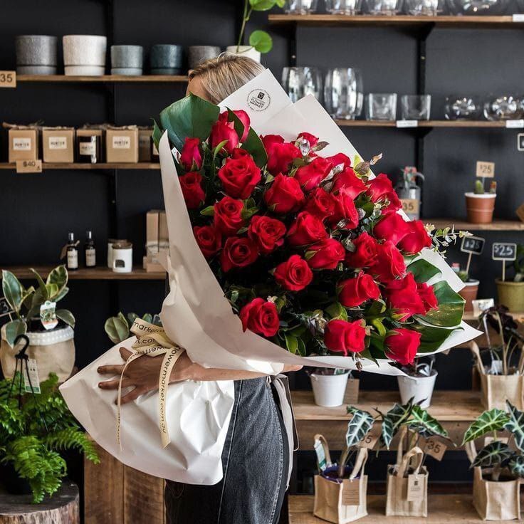 Bouquet 101 Red Roses Basket “Crimson Murmurs” Bali