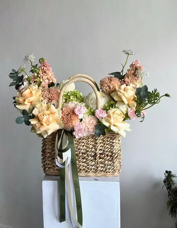 Bouquet photo: Flowers for Anniversary — Flowers Place Worldwide