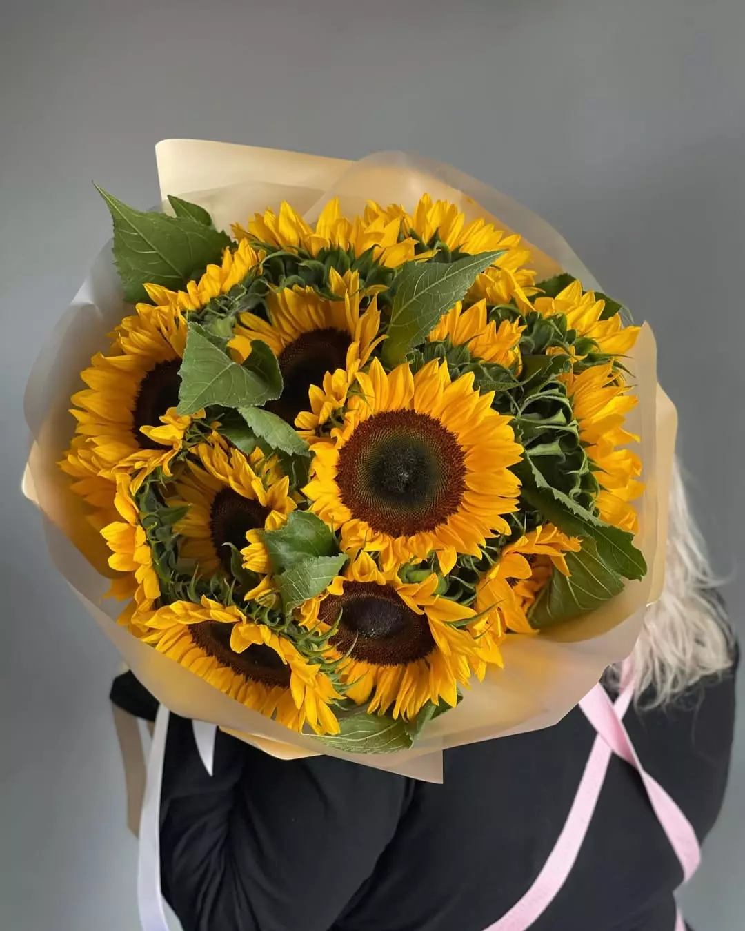 Bouquet photo 3: Flowers for Anniversary — Flowers Place Bali