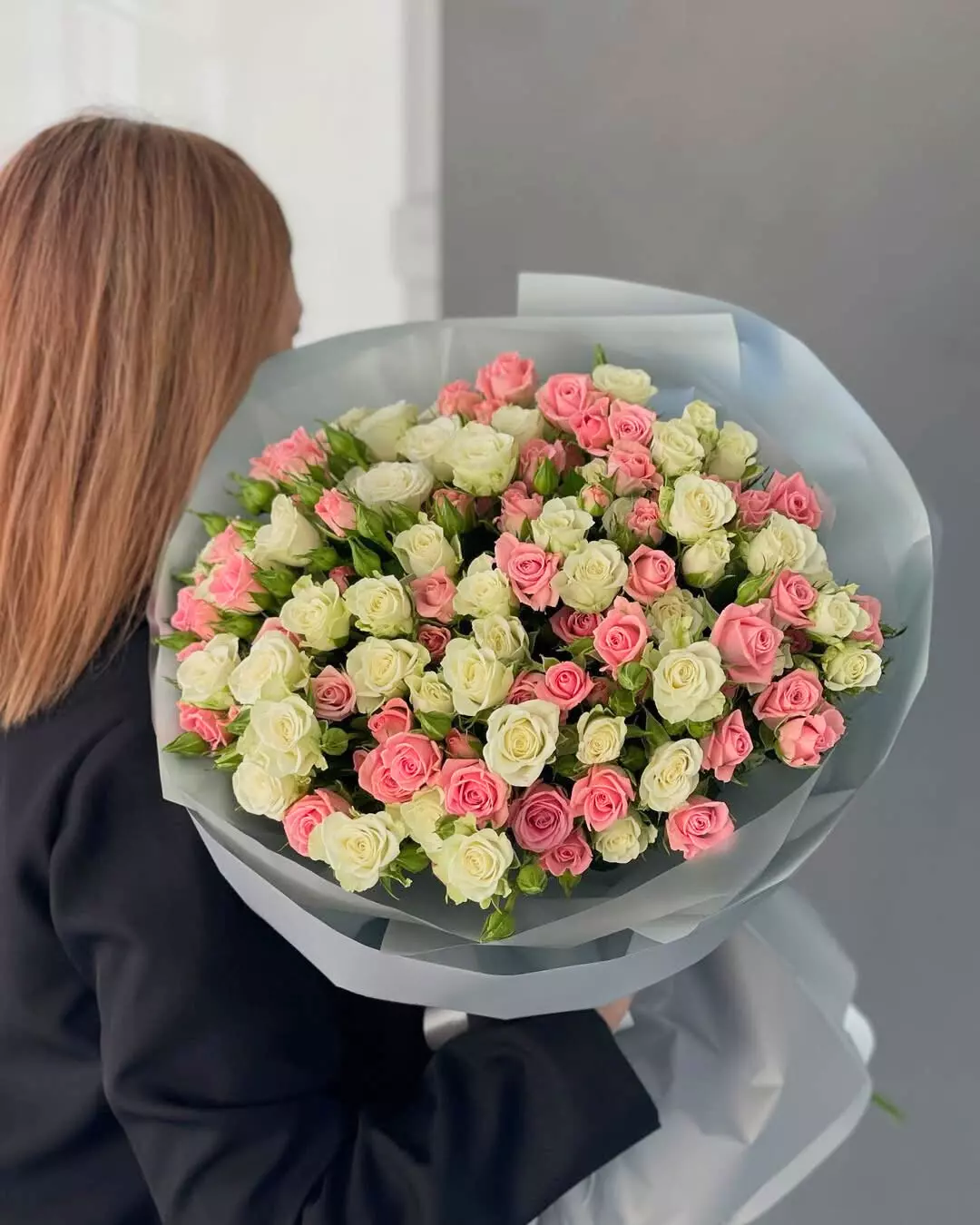 Bouquet photo 2: Flowers for Anniversary — Flowers Place Istanbul