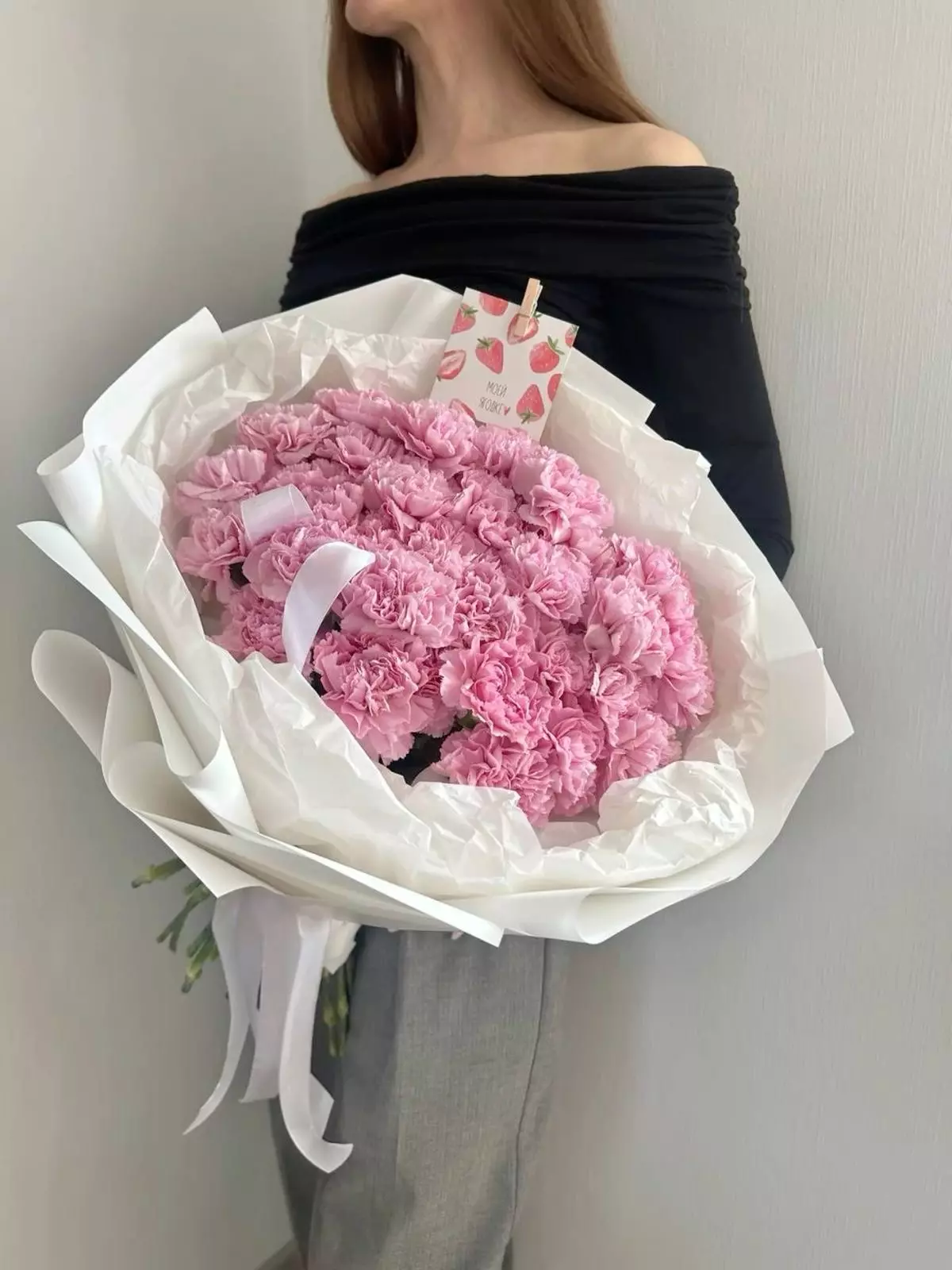 Bouquet photo: Dianthuses — Flowers Place Bangkok