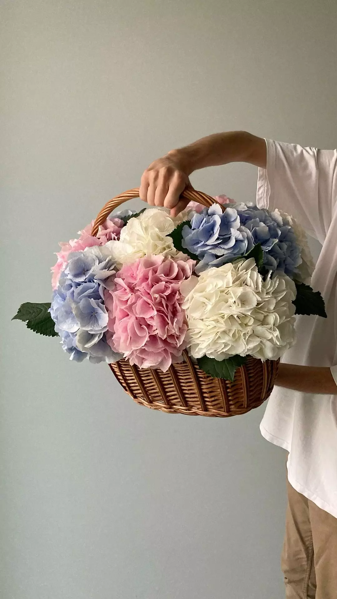 Bouquet photo: Without reason — Flowers Place Worldwide