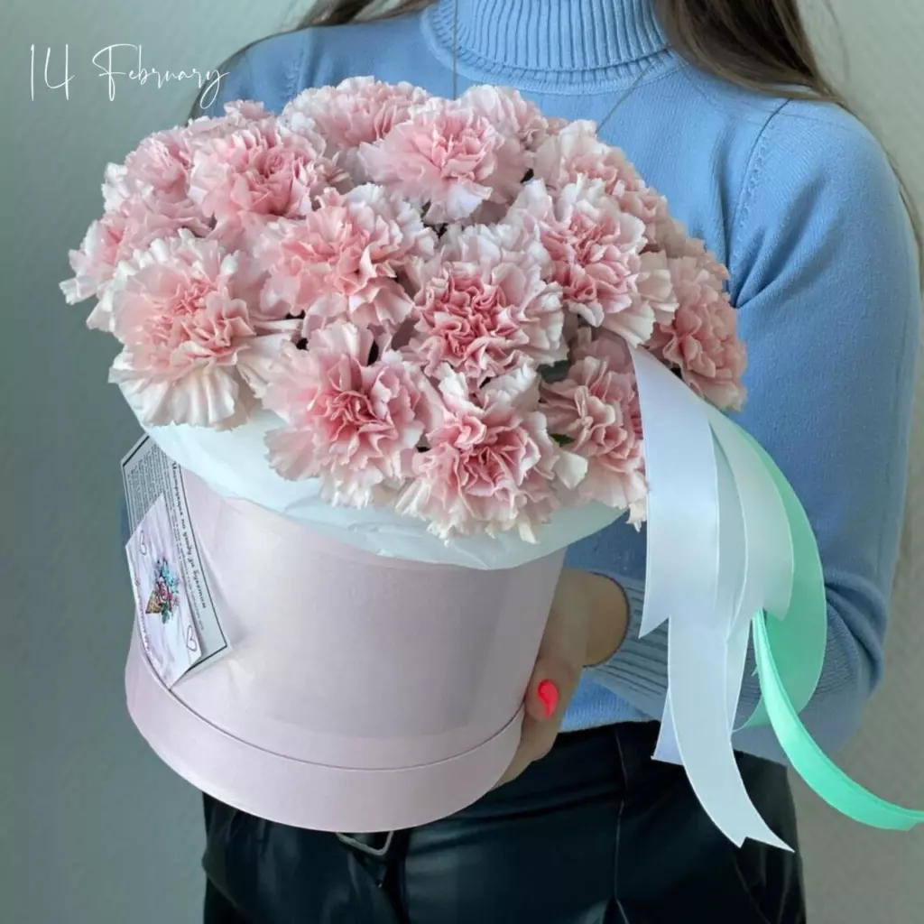 Bouquet 15 Pink Roses with Eucalyptus Box “Whispering Petals” Bangkok