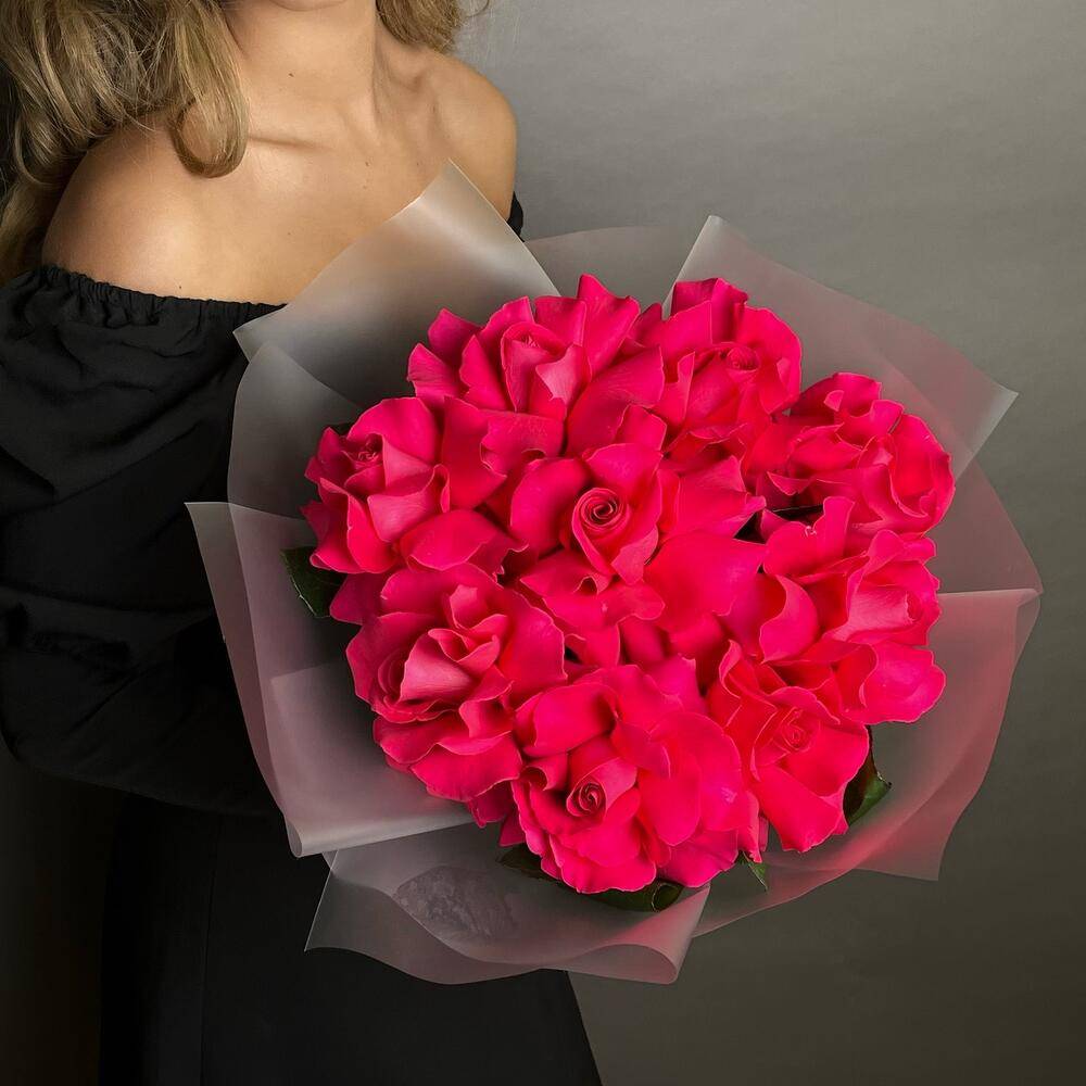 Arrangement 9 Pink Roses 5 White Hydrangeas 5 Peonies “Silken Whispers” Bangkok
