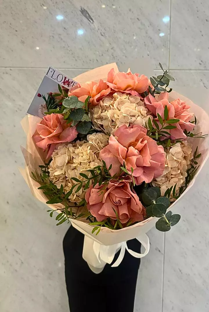 Bouquet photo: Best Sellers — Flowers Place Ayia Napa