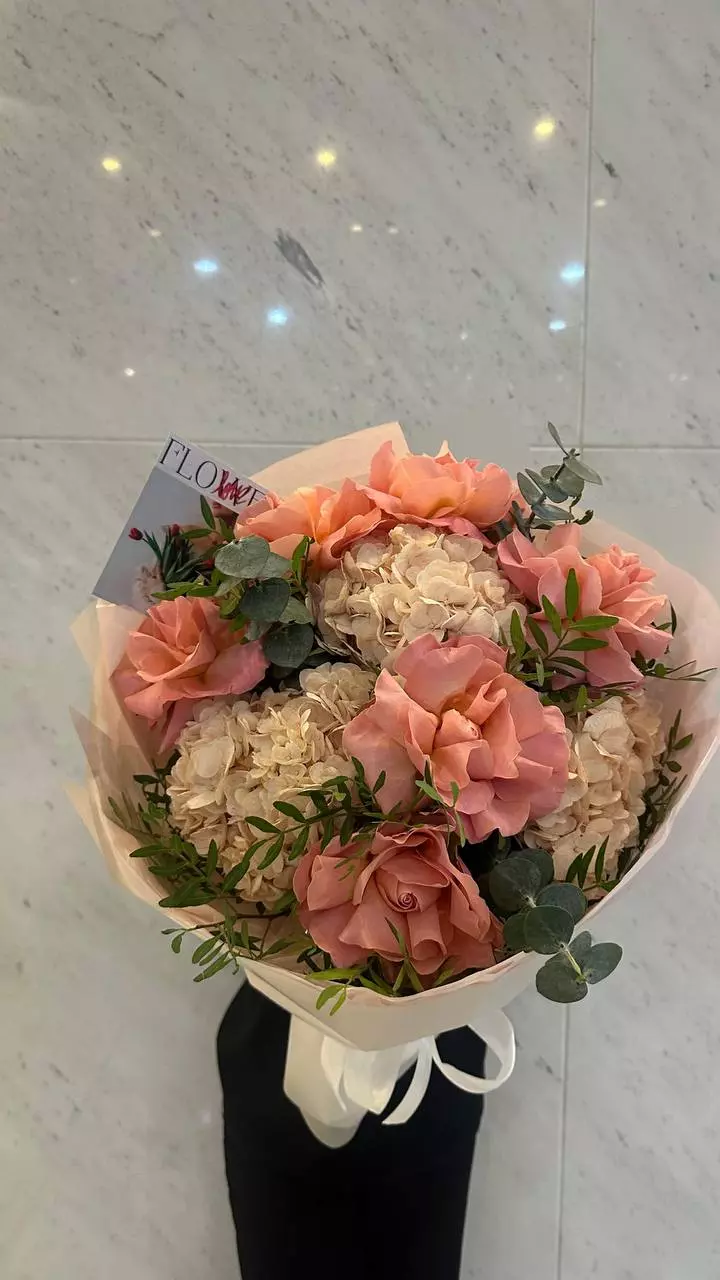 Bouquet photo 2: Best Sellers — Flowers Place Ayia Napa