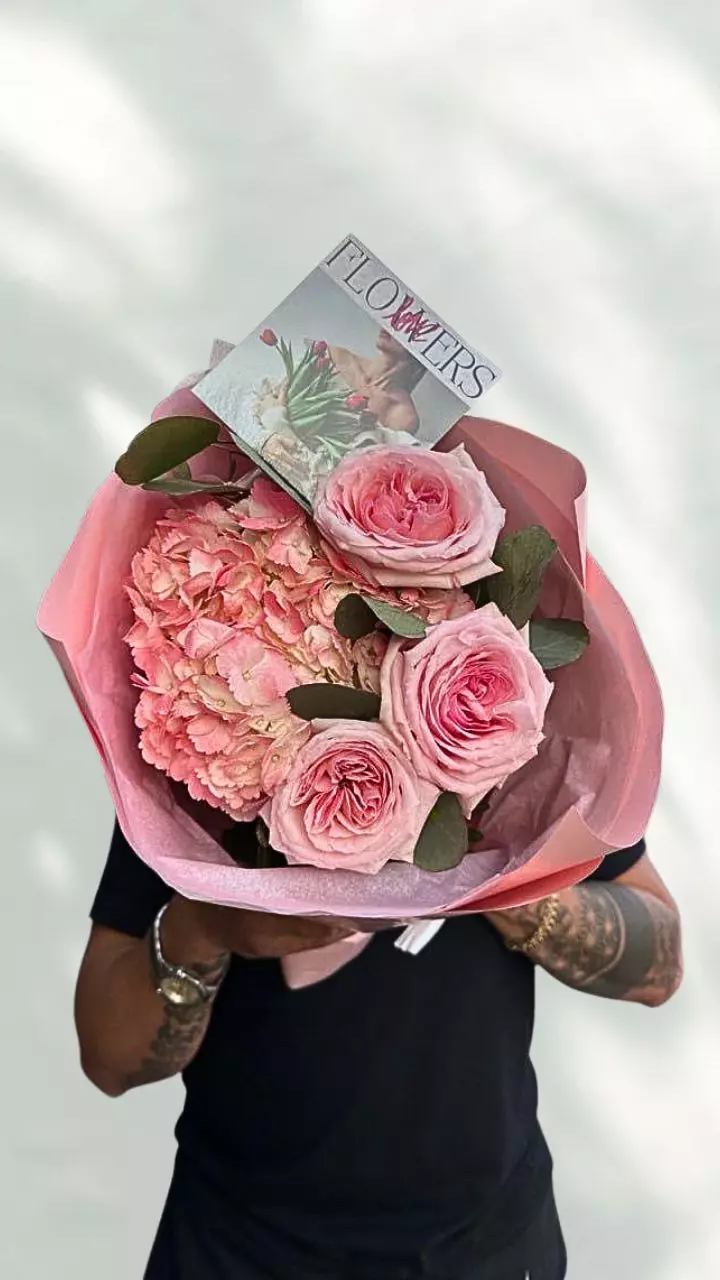 Bouquet photo: Affordable bouquets — Flowers Place Ayia Napa