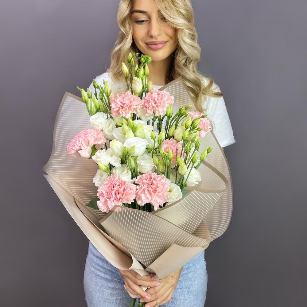 Arrangement 7 Peonies 2 Hydrangeas “Bosporus Whisper” Buenos Aires