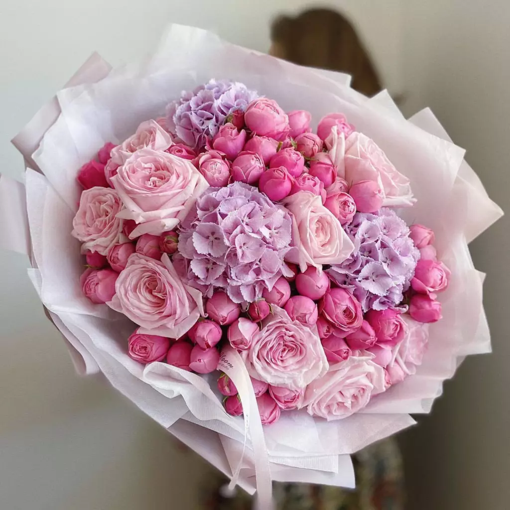 Bouquet 5 Pink Peony Roses Paper Wrapping “Blush Reverie” Da Lat