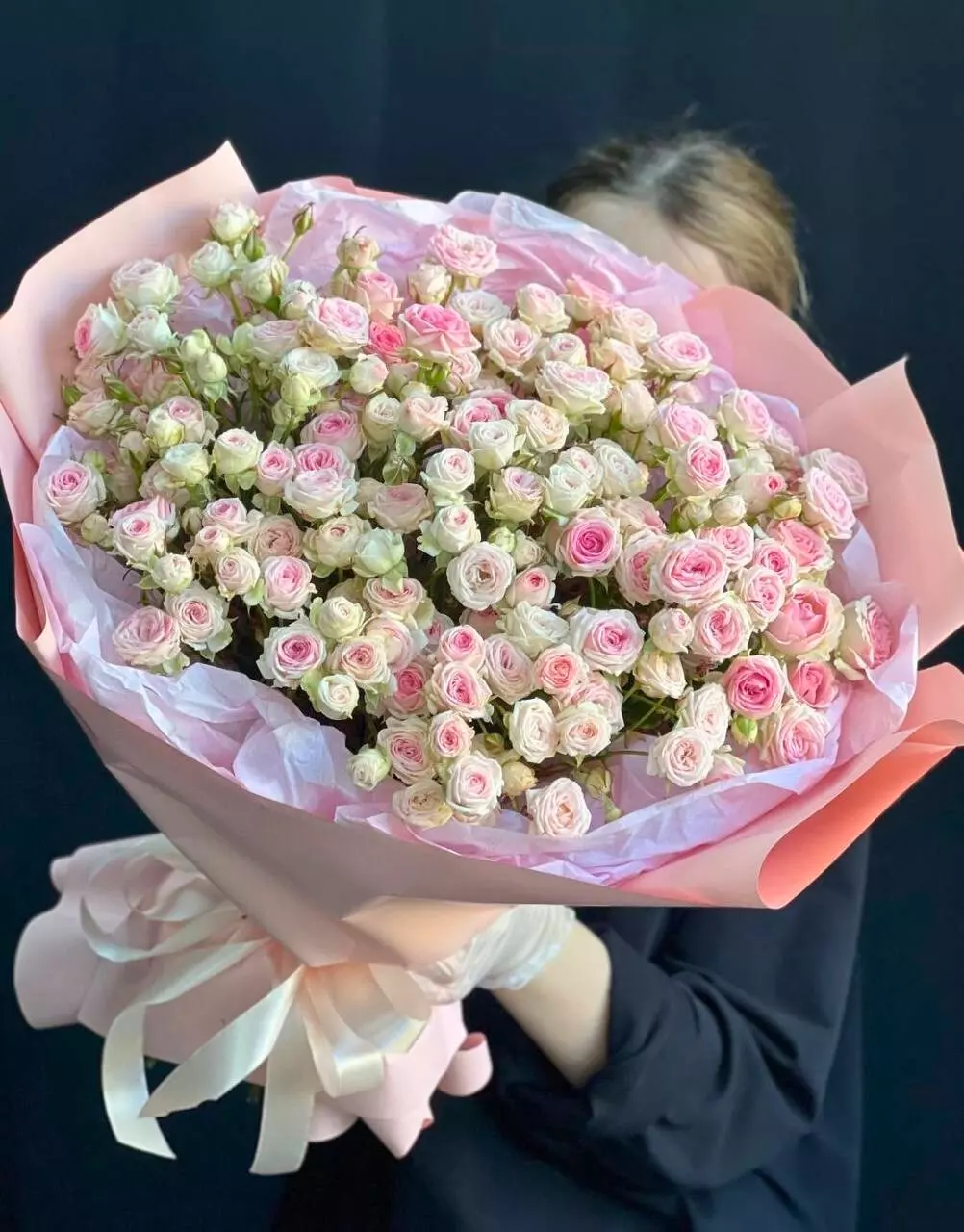 Bouquet photo: Flowers for daughter — Flowers Place Worldwide