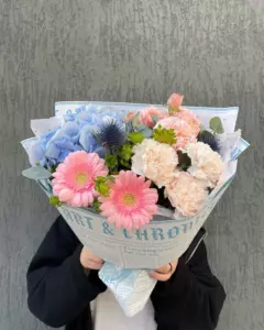 Photo of bouquet "Arrangement Hydrangea 1 Dianthus 3 Peony Rose 3 “Azure Reverie” Da Nang" — Flower Delivery in Da Nang | Flowers Place, photo 1 of 1