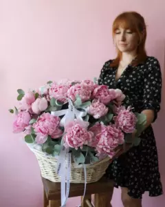 Photo of bouquet "Bouquet 21 Pink Peonies Basket “Blush Reverie” Da Nang" — Flower Delivery in Da Nang | Flowers Place, photo 1 of 1
