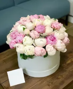 Photo of bouquet "Bouquet Peonies 20 Eustoma 31 in Box M “Whispering Bloom” Da Nang" — Flower Delivery in Da Nang | Flowers Place, photo 1 of 1