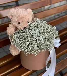 Photo of bouquet "Bouquet 25 White Gypsophila Soft Toy Box M “Whispering Veil” Da Nang" — Flower Delivery in Da Nang | Flowers Place, photo 1 of 1
