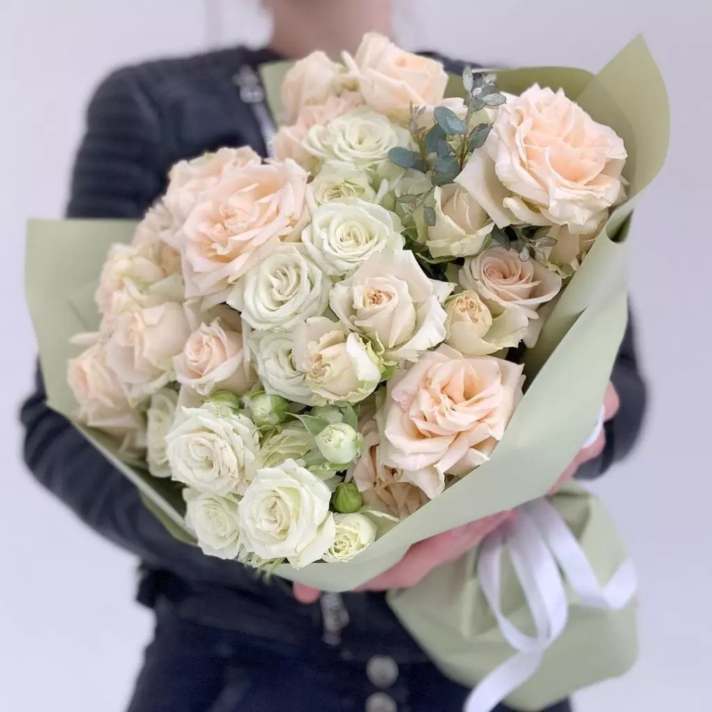 Bouquet 101 Red Roses Basket “Scarlet Whisper” Da Nang