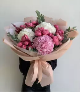 Photo of bouquet "Bouquet Peony Rose 10 Hydrangea White 2 Pink 1 “Blush Reverie” Dubai" — Dubai - Flowers Delivery Flowers Place, photo 1 of 3