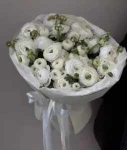 Photo of bouquet "Bouquet 51 White Ranunculus “Silent Whispers” Dubai" — Dubai - Flowers Delivery Flowers Place, photo 1 of 1