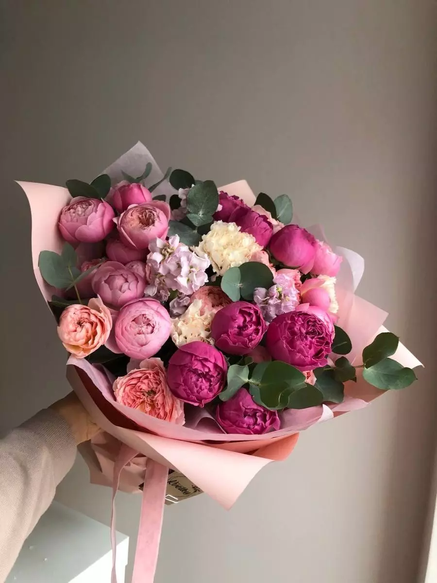Bouquet photo: Flower arrangements — Flowers Place Dubai