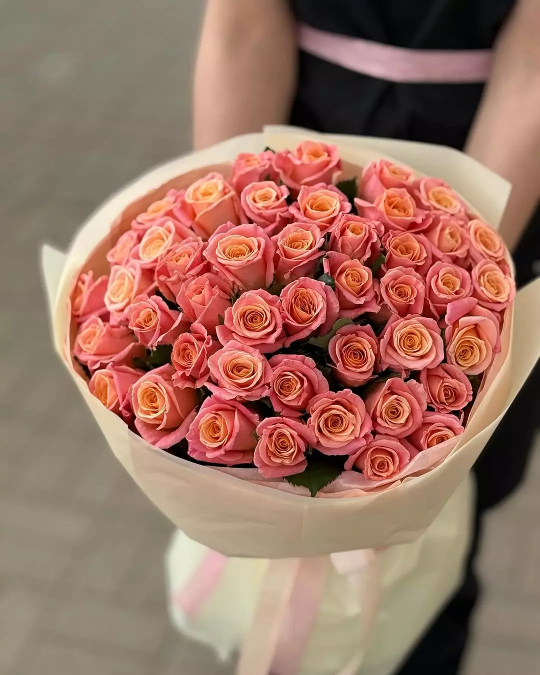Bouquet photo 3: Bouquet of 51 roses — Flowers Place Dubai