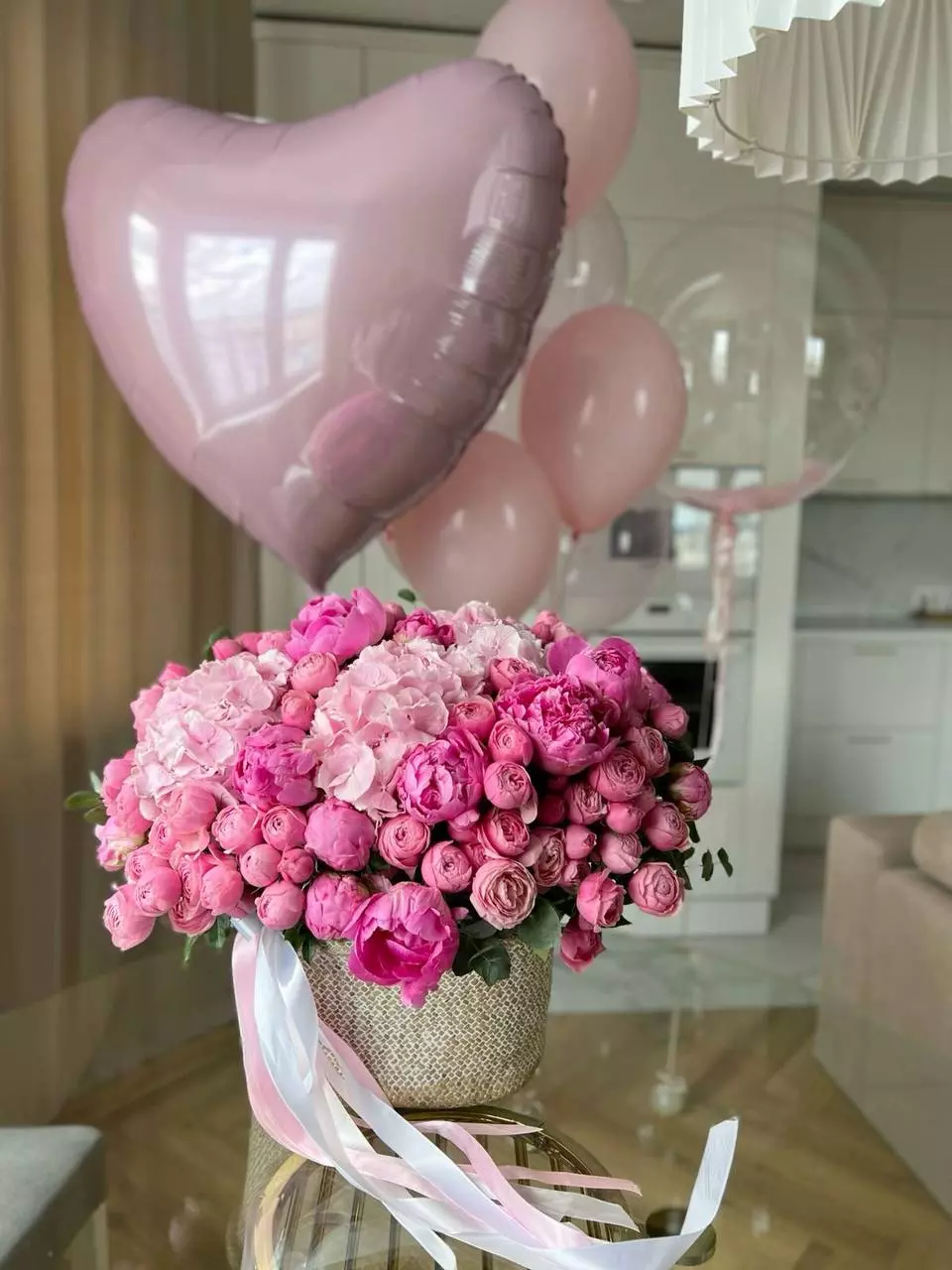 Order bouquet Bouquet Peony 45 Hydrangea 5 Pink “Silent Reverie” Bali with 60 flowers for 490 $, 690 $, 960 $ — photo 1 of 1