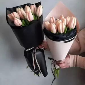 Photo of bouquet "Bouquet 9 Tulips Paper Wrapping “Desert Whisper” Dubai" — Dubai - Flowers Delivery Flowers Place, photo 1 of 1