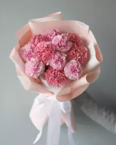 Photo of bouquet "Bouquet Dianthus 11 Peach Pink Yellow “Silent Reverie” Dubai" — Dubai - Flowers Delivery Flowers Place, photo 1 of 1
