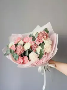 Photo of bouquet "Bouquet 19 Dusty Rose Raspberry Dianthus Eco Kraft Paper “Whispering Mornings” Dubai" — Dubai - Flowers Delivery Flowers Place, photo 1 of 1