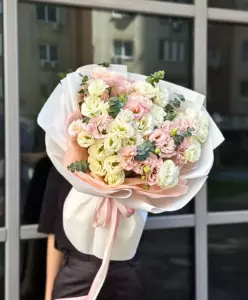 Photo of bouquet "Bouquet 15 White Eustoma Paper Wrap “Silent Reverie” Dubai" — Dubai - Flowers Delivery Flowers Place, photo 1 of 2