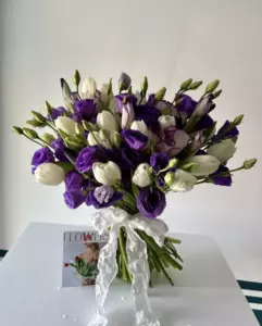 Photo of bouquet "Arrangement 19 Eustoma 18 Tulips “Desert Mirage” Dubai" — Dubai - Flowers Delivery Flowers Place, photo 1 of 2