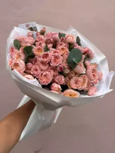 Photo of bouquet "Bouquet 31 Soft Peach Peony Roses "Whispering Grace" in Dubai" — Dubai - Flowers Delivery Flowers Place, photo 1 of 2