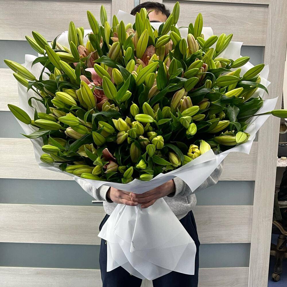 Bouquet Six White And Pink Hydrangeas “Silent Whispers” Hurghada