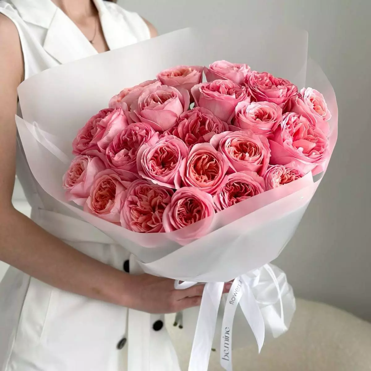 Bouquet photo: One-headed roses — Flowers Place Istanbul