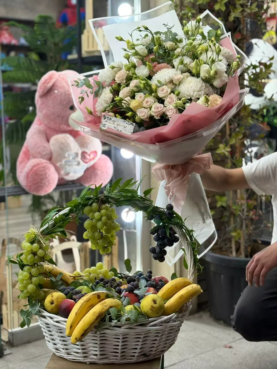 Bouquet photo 2: Flower arrangements — Flowers Place Istanbul