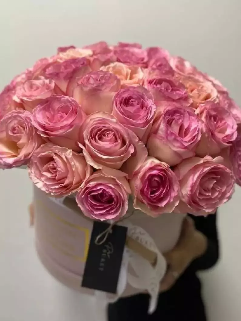 Bouquet photo 2: Bouquet of 51 roses — Flowers Place Dubai