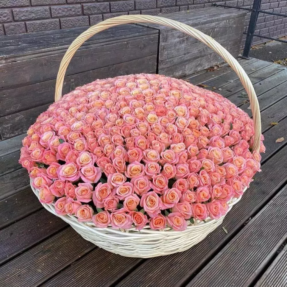 Bouquet photo: Bouquet of 101 roses — Flowers Place Istanbul