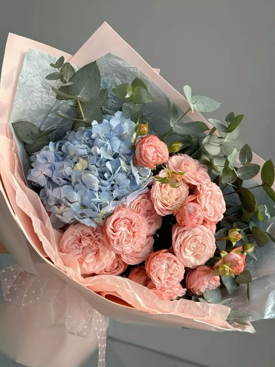 Bouquet photo 2: Flower arrangements — Flowers Place Bangkok