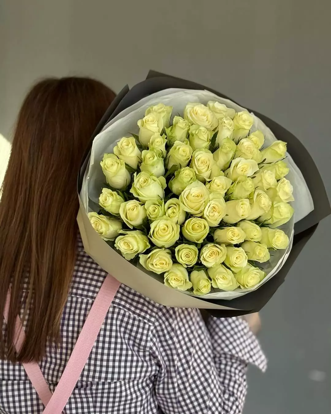 Bouquet photo 3: Bouquet of 51 roses — Flowers Place Istanbul