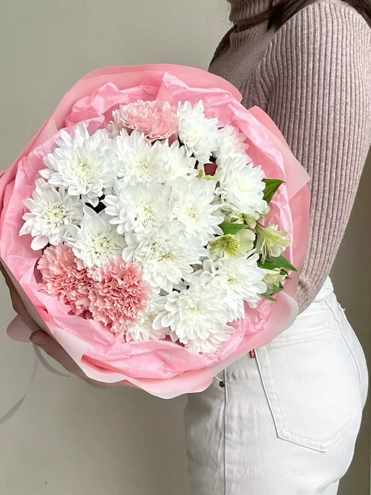 Bouquet photo: Chrysanthemums — Flowers Place Dubai