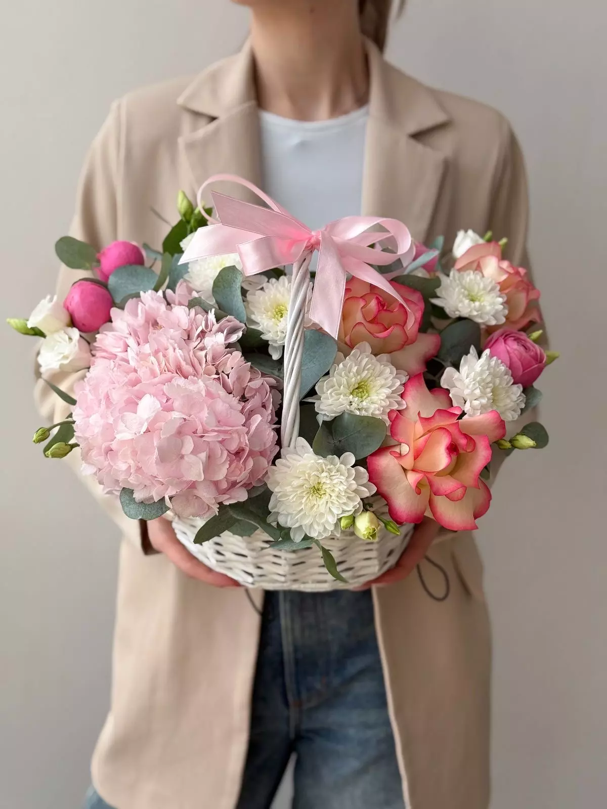 Bouquet photo: Flower arrangements — Flowers Place Dubai